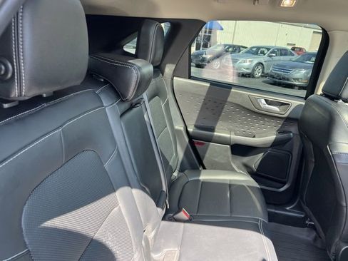 Used 2020 Ford Escape SEL image 42