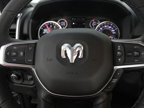 New 2026 RAM 2500 Big Horn AWD/4WD image 13
