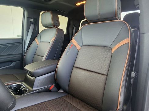 Used 2026 GMC Canyon AT4 w/ Technology Plus Package AWD/4WD image 13