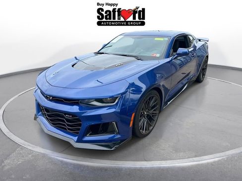 Used 2019 Chevrolet Camaro ZL1 RWD image 1