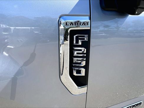 Used 2021 Ford F250 Lariat w/ Lariat Ultimate Package image 30