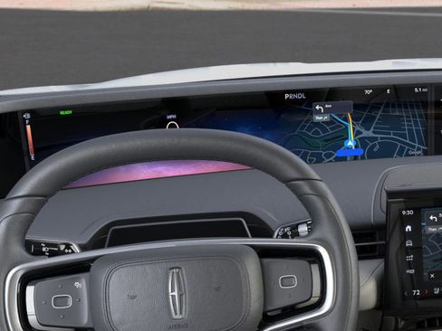 New 2026 Lincoln Nautilus Premier image 13