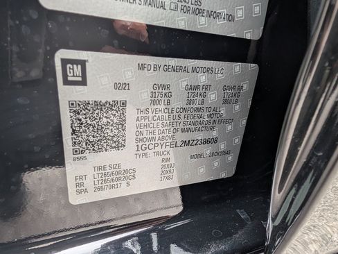 Used 2021 Chevrolet Silverado 1500 LT Trail Boss w/ Convenience Package II image 38