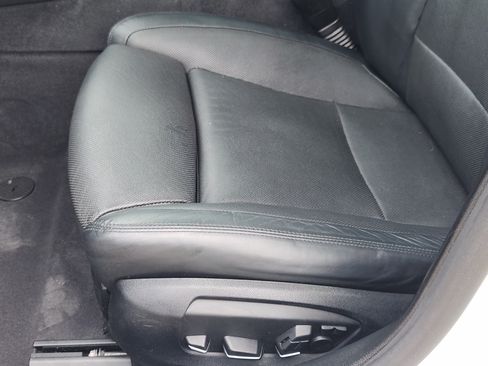 Used 2015 BMW 750Li RWD image 23
