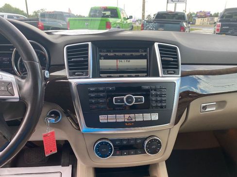 Used 2013 Mercedes-Benz ML 350 4MATIC image 29