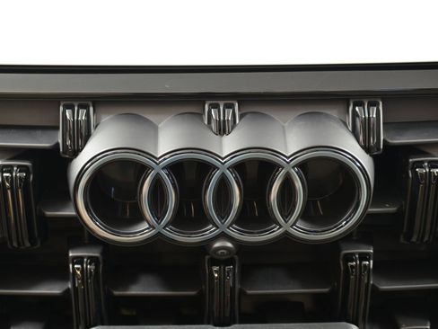 Certified 2025 Audi Q7 2.0T Premium Plus w/ Premium Plus Package image 13