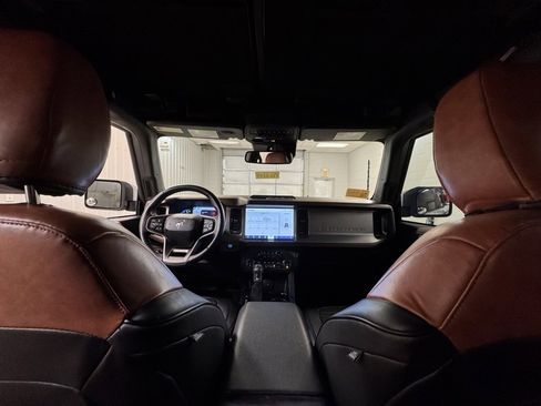 Used 2022 Ford Bronco Outer Banks image 17