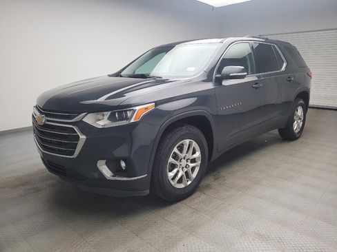 Used 2021 Chevrolet Traverse LT w/ LPO, Floor Liner Package AWD/4WD image 2
