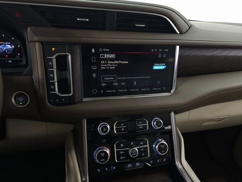 Used 2023 GMC Yukon Denali w/ Advanced Technology Package image 25