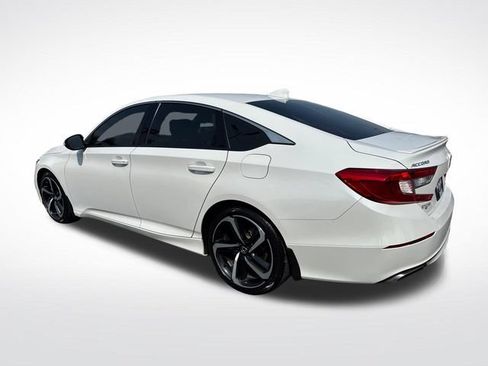 Used 2020 Honda Accord Sport image 3