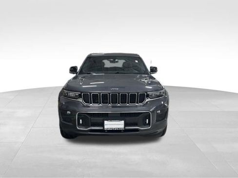 Used 2023 Jeep Grand Cherokee L Overland w/ Luxury Tech Group IV image 2
