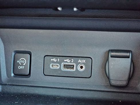 Certified 2024 Nissan Sentra SR w/ SR Premium Package image 23