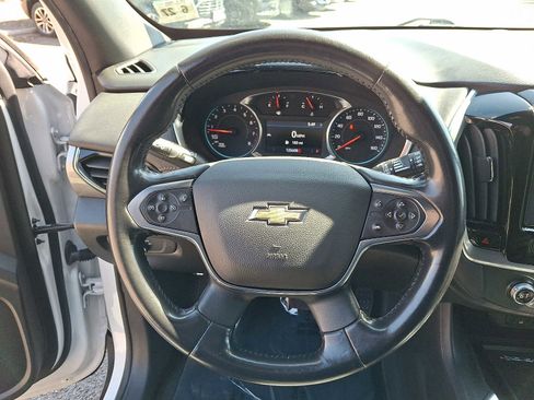 Used 2022 Chevrolet Traverse LT AWD/4WD image 19