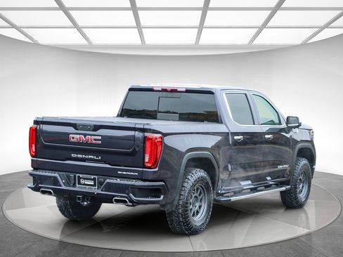 Used 2022 GMC Sierra 1500 Denali image 4