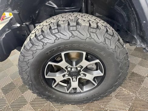 Used 2018 Jeep Wrangler Unlimited Rubicon AWD/4WD image 28