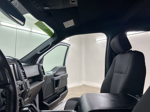 Used 2018 Ford F150 XLT w/ Equipment Group 302A Luxury image 32