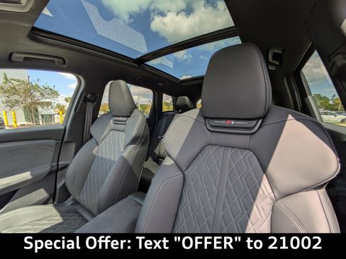 New 2025 Audi SQ6 e-tron Premium Plus image 22