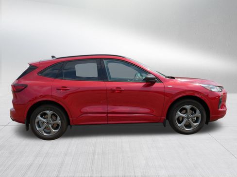 Used 2023 Ford Escape ST-Line w/ Tech Pack #1 AWD/4WD image 8