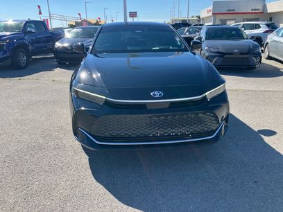 Used 2025 Toyota Crown Platinum