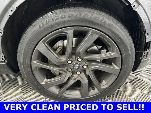 Used 2018 Land Rover Discovery HSE image 14