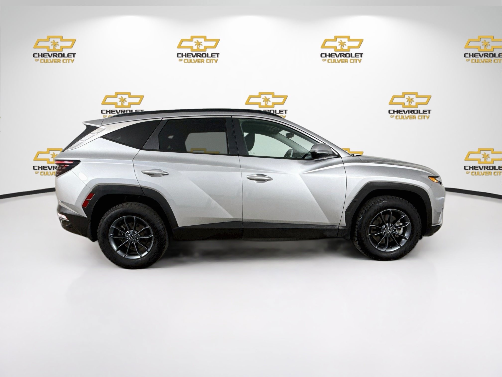 Used 2023 Hyundai Tucson Blue AWD/4WD image 9