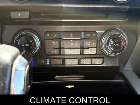 Used 2015 Ford F150 Lariat w/ Equipment Group 501A Mid AWD/4WD image 26