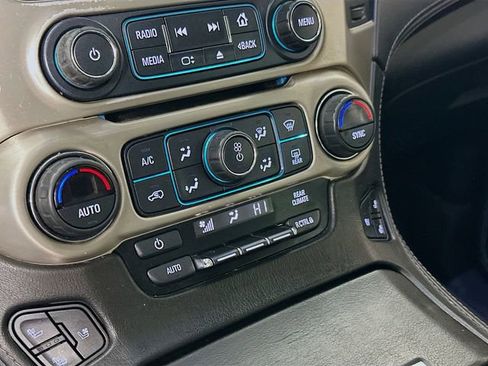 Used 2018 GMC Yukon Denali w/ Denali Ultimate Package image 16