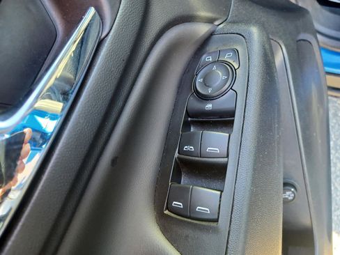 Used 2024 Chevrolet Equinox LT image 16