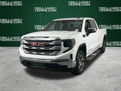 Used 2023 GMC Sierra 1500 SLE image 3