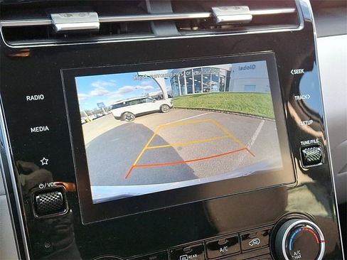Used 2023 Hyundai Tucson SEL image 18