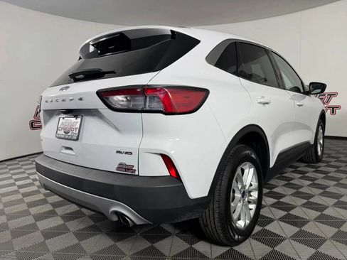 Used 2022 Ford Escape SE w/ Cold Weather Package AWD/4WD image 28