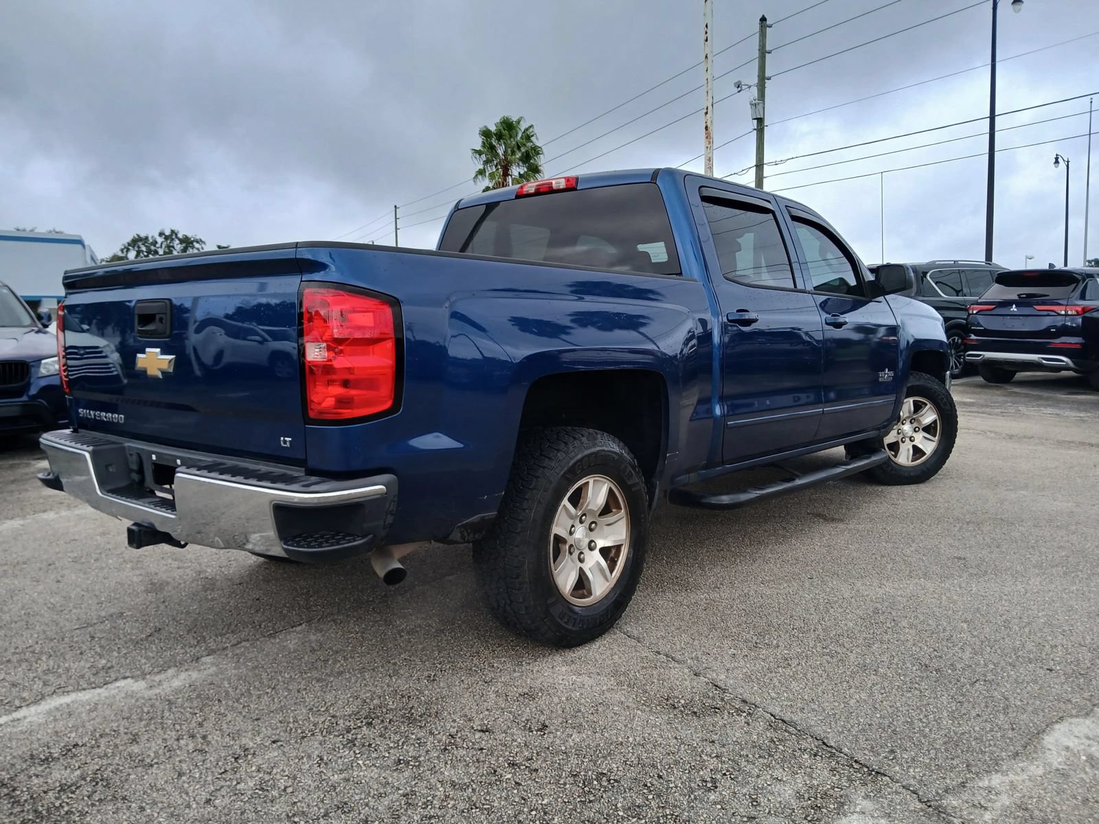 Used 2016 Chevrolet Silverado 1500 LT w/ Texas Edition RWD image 6