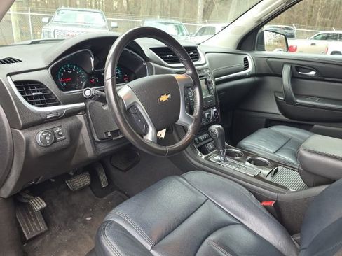 Used 2016 Chevrolet Traverse LT image 27