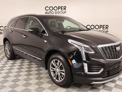 Used 2022 Cadillac XT5 Premium Luxury w/ Technology Package FWD image 1