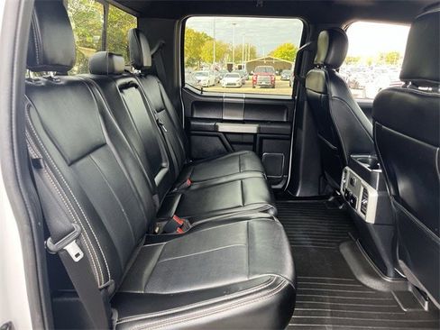 Used 2020 Ford F150 Lariat image 31