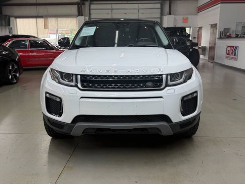 Used 2017 Land Rover Range Rover Evoque SE AWD/4WD image 6