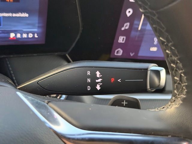 Used 2026 Chevrolet Equinox LT FWD image 33