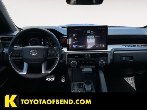 Used 2024 Toyota Tacoma TRD Sport image 10