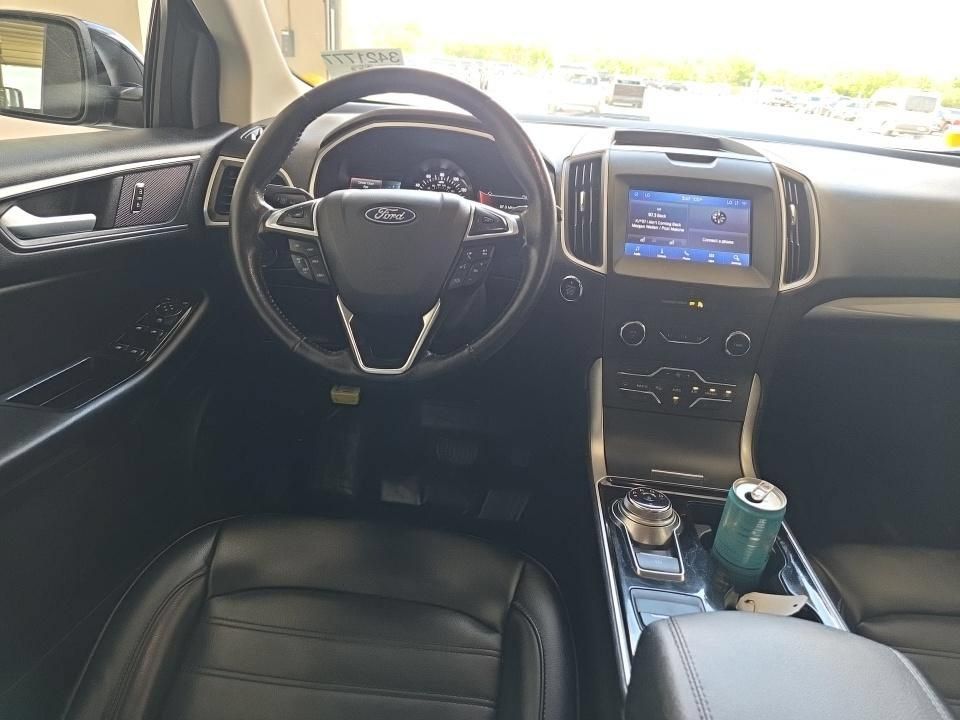 Used 2020 Ford Edge SEL FWD image 3