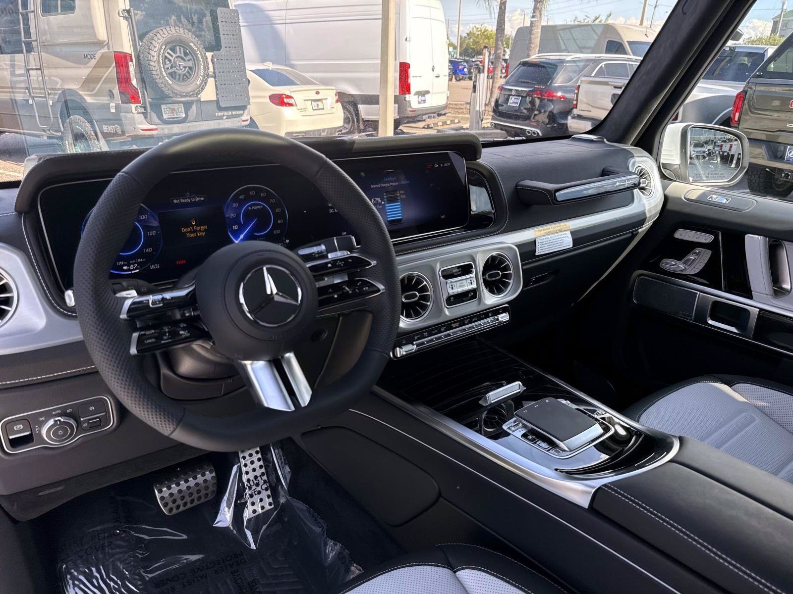New 2027 Mercedes-Benz G 580 e image 16