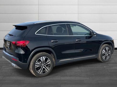 Certified 2025 Mercedes-Benz GLA 250 image 3