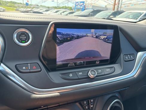 Used 2022 Chevrolet Blazer LT AWD/4WD image 15