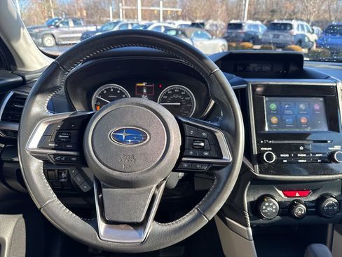 Used 2023 Subaru Forester Premium image 12