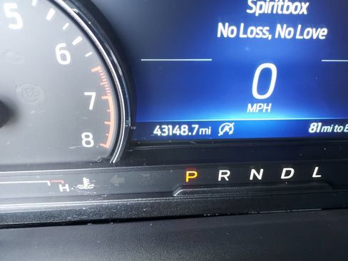 Used 2024 Ford Explorer XLT w/ Equipment Group 202A RWD image 19