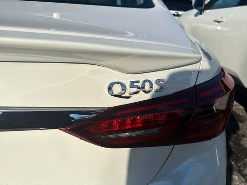 Used 2019 INFINITI Q50 Sport image 8