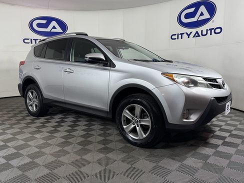 Used 2015 Toyota RAV4 XLE image 1