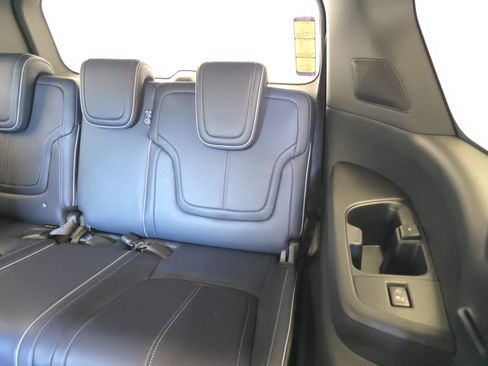 New 2026 INFINITI QX80 4WD image 29