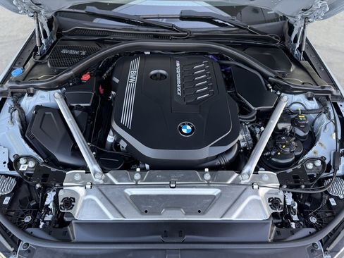 Used 2023 BMW M440i Convertible w/ Premium Package image 22