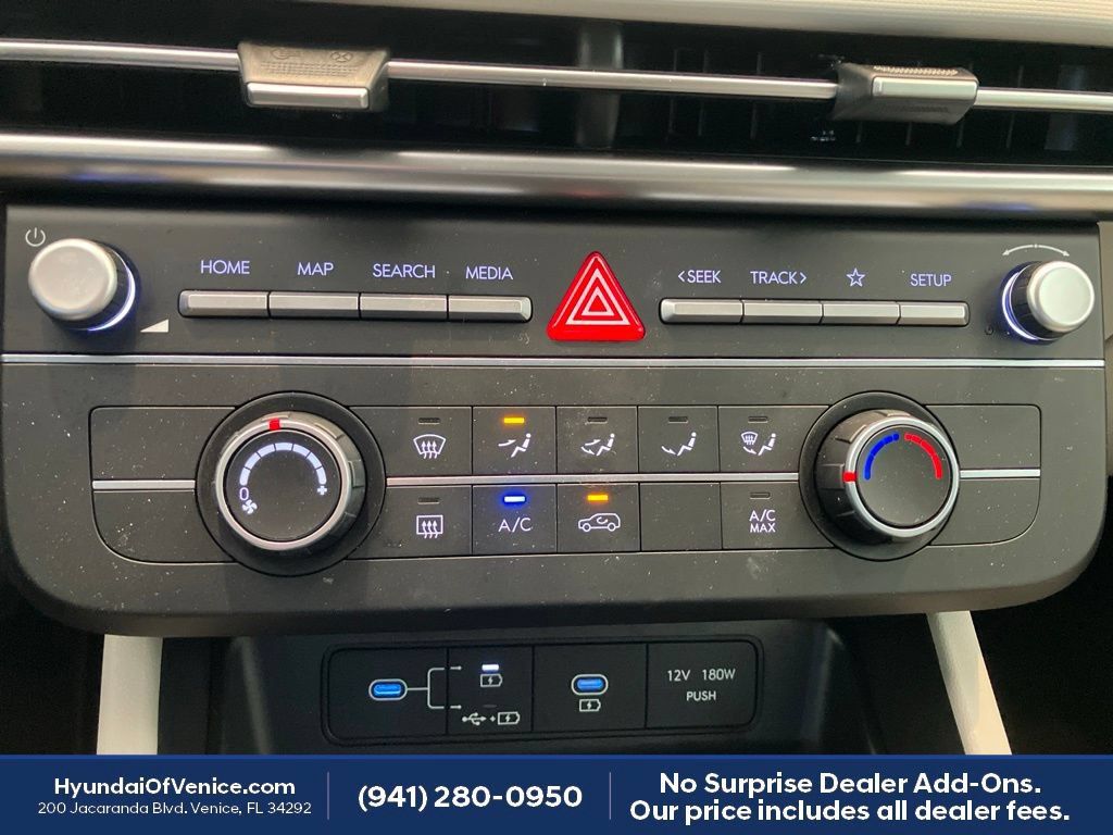 Used 2025 Hyundai Tucson SE FWD image 13