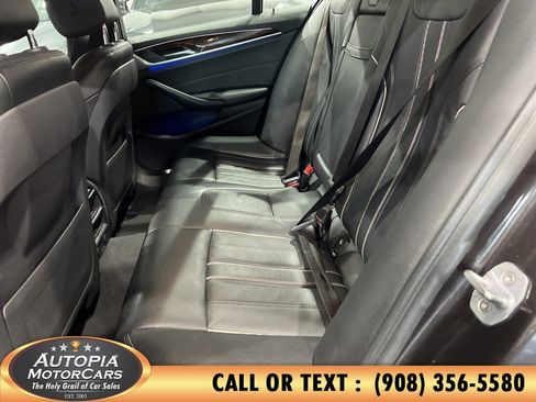 Used 2019 BMW 540i xDrive w/ Premium Package AWD/4WD image 19
